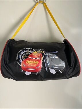 Disney Red Lightning McQueen Racecar Comforter/ sleeping bag .